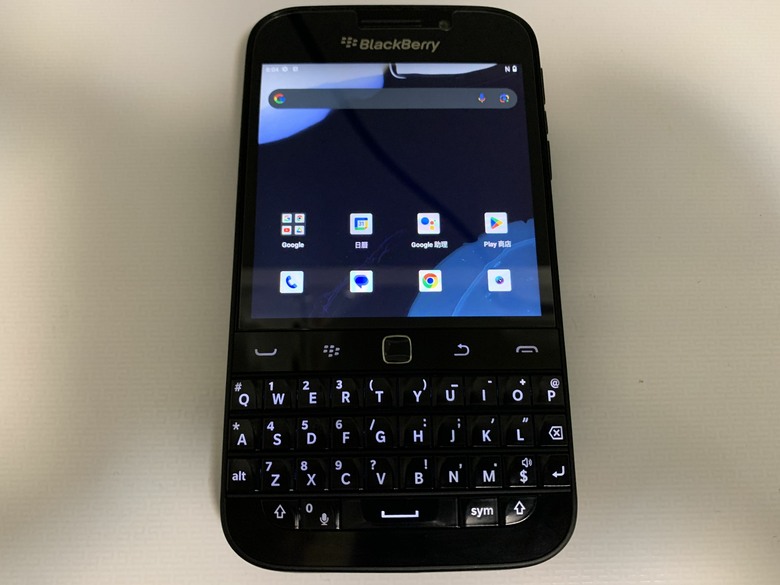 BlackBerry Classic Zinwa Q25 純黑色-石墨黑|黑夜裡點亮世界的經典