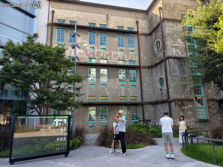 嘉義市立美術館、嘉義文化創意產業園區、嘉義城隍廟、嘉義市郵便局、文化路夜市，外掛美味可口的林聰明沙鍋魚頭、還有繁花似錦的臺南白河蓮花公園 — 2026 端午連假次日遊