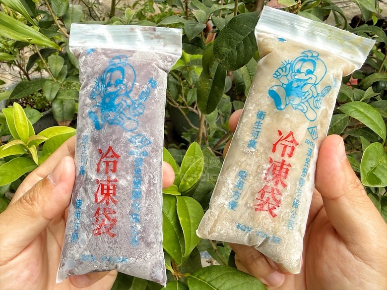 自製三款剉冰糖水，還有懷舊冰袋、飲料、冰棒與古早味滷肉飯