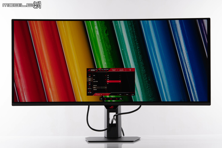 ROG STRIX OLED XG34WCDMS 電競螢幕開箱實測 34 吋寬曲面與 280Hz 高更新率帶來流暢沉浸感受