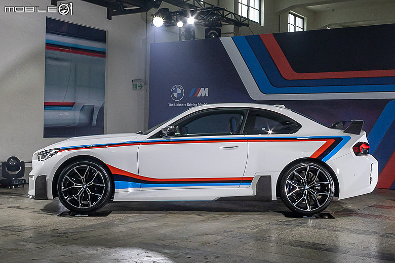 【採訪】BMW M2 十週年紀念特仕版限量登場，四驅版 M2 M xDrive 438 萬元展開預售！