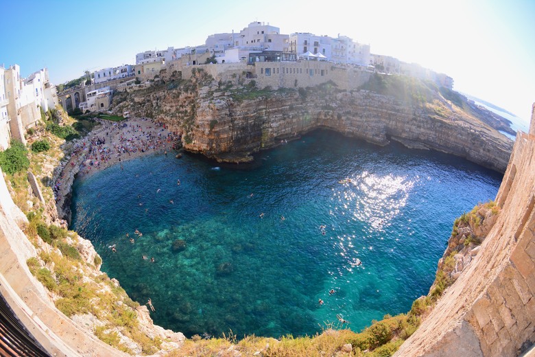 意大利🇮🇹南部之旅第二天 - Sassi di Matera 馬泰拉古城日出，Polignano a Mare濱海波利尼亞諾