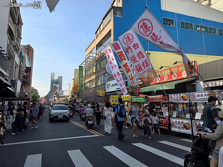 嘉義市立美術館、嘉義文化創意產業園區、嘉義城隍廟、嘉義市郵便局、文化路夜市，外掛美味可口的林聰明沙鍋魚頭、還有繁花似錦的臺南白河蓮花公園 — 2026 端午連假次日遊