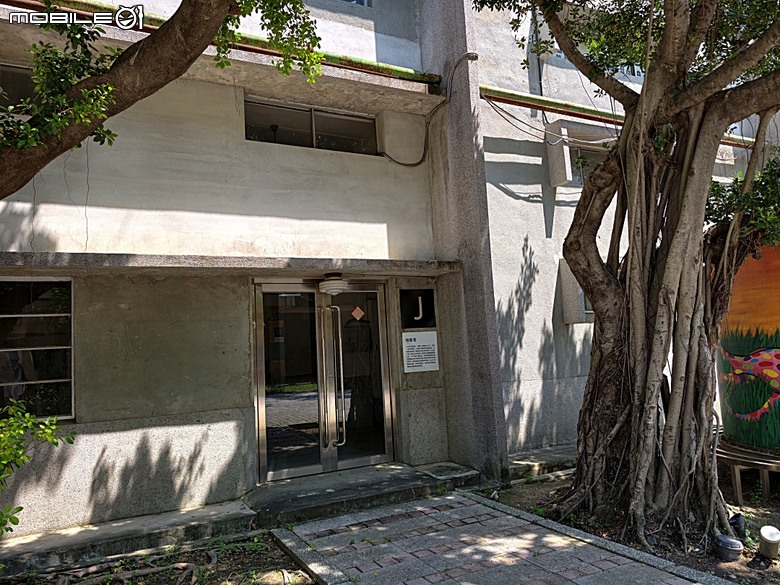 嘉義市立美術館、嘉義文化創意產業園區、嘉義城隍廟、嘉義市郵便局、文化路夜市，外掛美味可口的林聰明沙鍋魚頭、還有繁花似錦的臺南白河蓮花公園 — 2026 端午連假次日遊