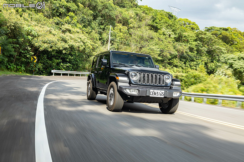 Jeep Wrangler Rubicon/Sahara 試駕｜歷經考驗的越野實力，帶你勇闖世界的每個角落！