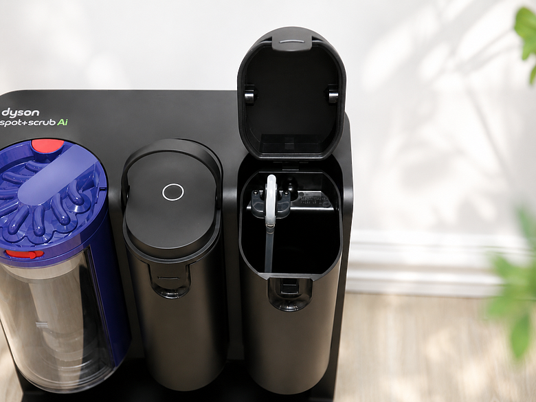 【實測】懂你的潔癖！Dyson Spot+Scrub&trade; Ai 掃拖機器人：拯救赤腳強迫症