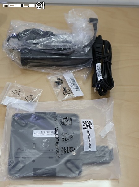 點我看大圖 迷你小巧功能強大 ASUS 商用級 ExpertCenter PN54-S1