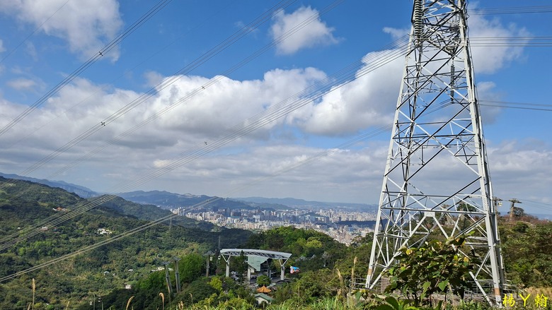 【郊山走走】拉繩攀爬登頂猴山岳前峰,猴山岳連走貓空圓山、岐山古道