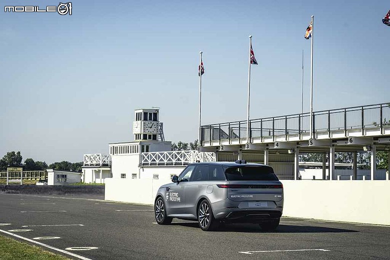 【海外新訊】預計下半年正式發表，Range Rover Sport Electric原型車搶先登場！
