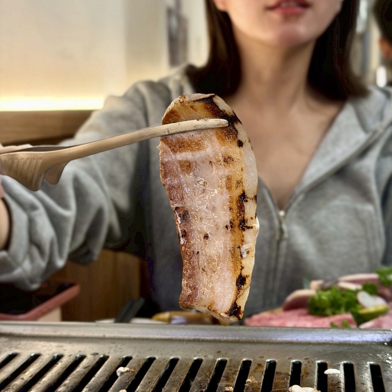 【食記】高雄燒肉推薦｜開到凌晨1點，晚下班也吃得到