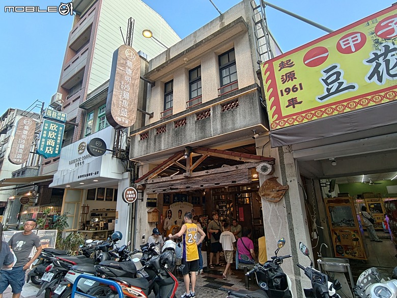 嘉義市立美術館、嘉義文化創意產業園區、嘉義城隍廟、嘉義市郵便局、文化路夜市，外掛美味可口的林聰明沙鍋魚頭、還有繁花似錦的臺南白河蓮花公園 — 2026 端午連假次日遊