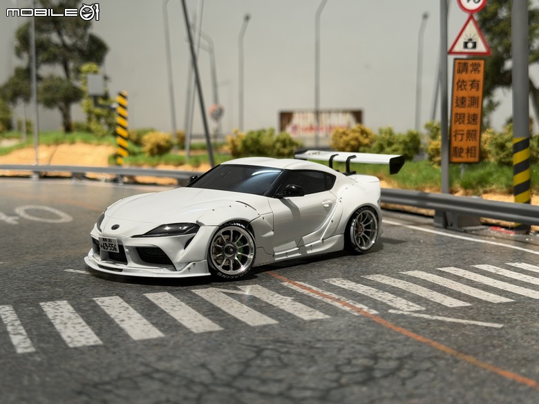 點我看大圖 【遙控模型】體驗極致奢華 Toyota GR Supra A90 Rocket Bunny/Pandem V2 - LSD Mono