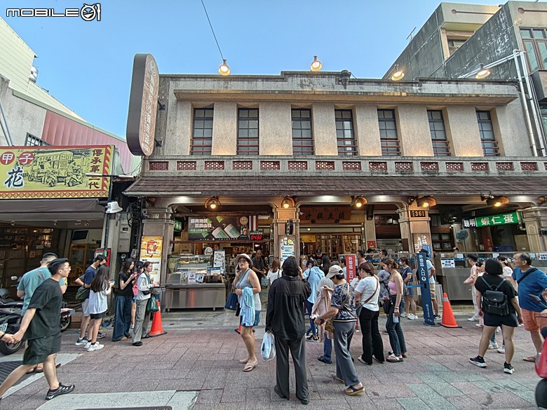 嘉義市立美術館、嘉義文化創意產業園區、嘉義城隍廟、嘉義市郵便局、文化路夜市，外掛美味可口的林聰明沙鍋魚頭、還有繁花似錦的臺南白河蓮花公園 — 2026 端午連假次日遊