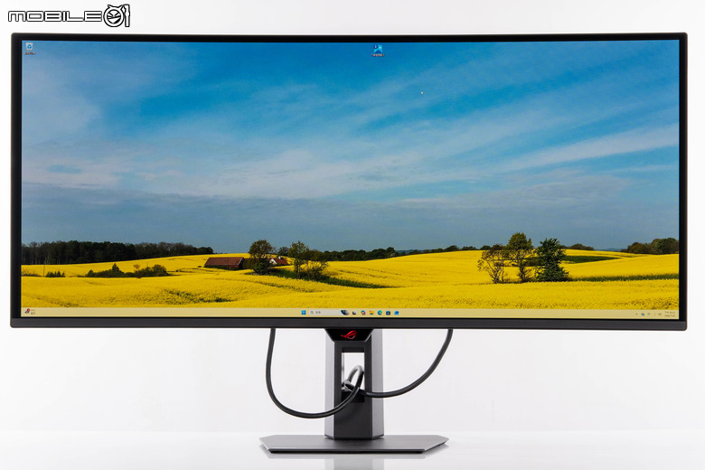 ROG STRIX OLED XG34WCDMS 電競螢幕開箱實測 34 吋寬曲面與 280Hz 高更新率帶來流暢沉浸感受