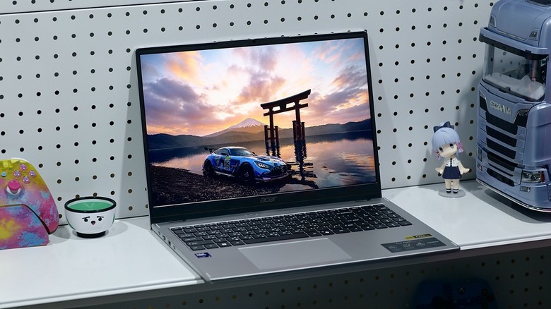 點我看大圖 兼顧行動辦公與休閒遊戲的翻轉利器 ft. Acer Aspire Spin 15