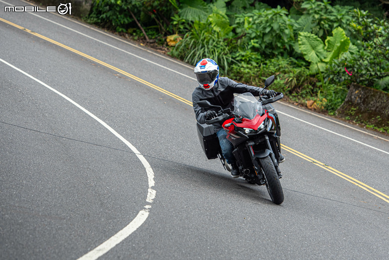 HONDA CB1000 GT 試駕｜不再做選擇，四缸、電懸、運動、舒適我全都要！
