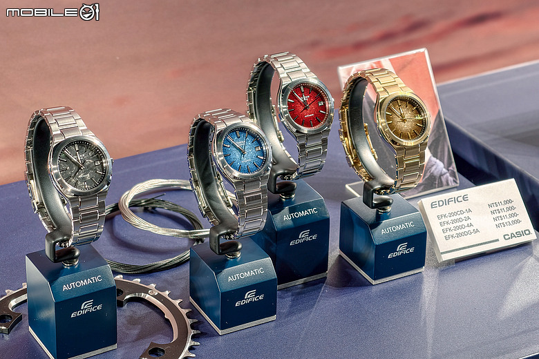 CASIO EDIFICE EFK-200 萬元級「鍛造碳纖維」機械錶發表，同場直擊優化版 EFK-110D！