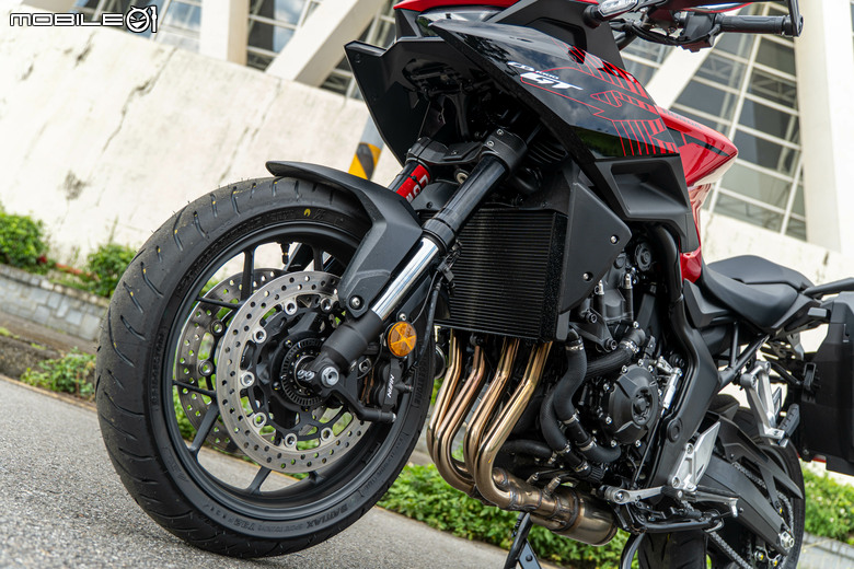 HONDA CB1000 GT 試駕｜不再做選擇，四缸、電懸、運動、舒適我全都要！