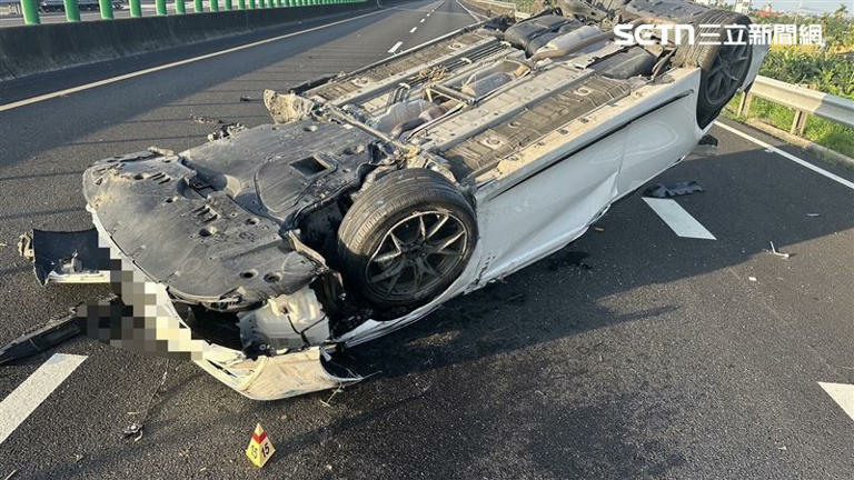 [問題]這台烏龜翻的車是冠美麗8.5代嗎?