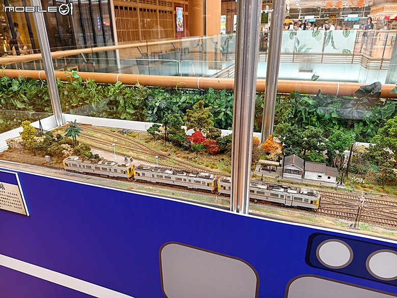 2026年懷舊鐵道場景模型展 in SOGO天母店，附掛吃吃喝喝之 魚君 さかなくん 天母SOGO店之週三鮭魚迴游日半價活動