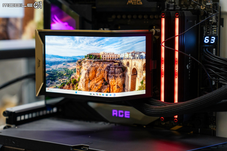 微星 MEG CORELIQUID E15 AIO 水冷散熱器開箱實測 在華麗身形內蘊涵高效散熱性能
