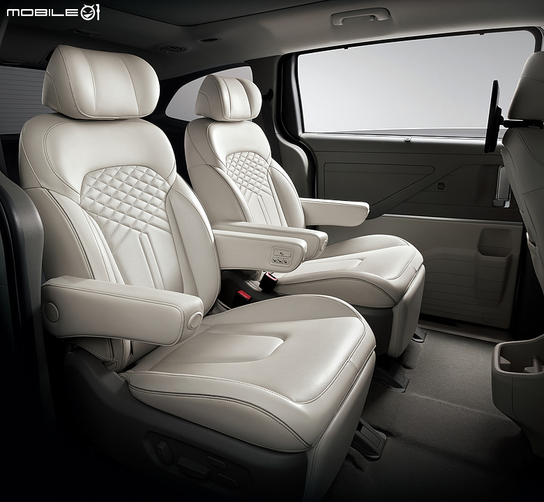 【國內新訊】Hyundai Custin新增「Royal」旗艦車型,售價163.9萬元享雙色外觀、專屬御境白內裝!