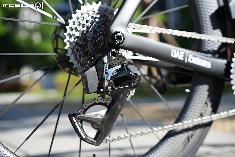 [開箱] 真的滿帥的 COLNAGO Y1RS