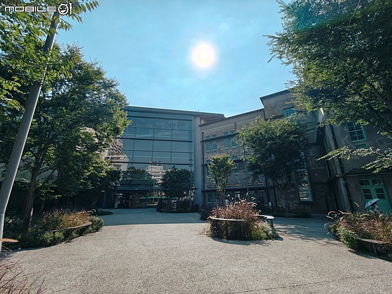 嘉義市立美術館、嘉義文化創意產業園區、嘉義城隍廟、嘉義市郵便局、文化路夜市，外掛美味可口的林聰明沙鍋魚頭、還有繁花似錦的臺南白河蓮花公園 — 2026 端午連假次日遊