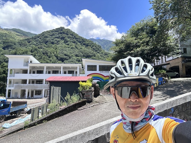 借道台14、投85探訪仁愛鄉德鹿谷國小-中華民國自行車騎士協會籌辦的「2026仁愛原鄉部落環騎」 雲豹Audax 3-2.5鈦,跟著博愛車隊騎旅行