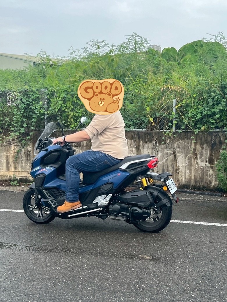在台中考了紅黃牌駕照好不好用？試車後考慮中
