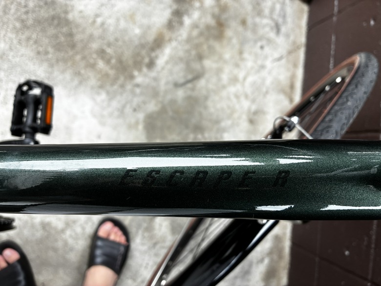 日規 Escape R3 開箱