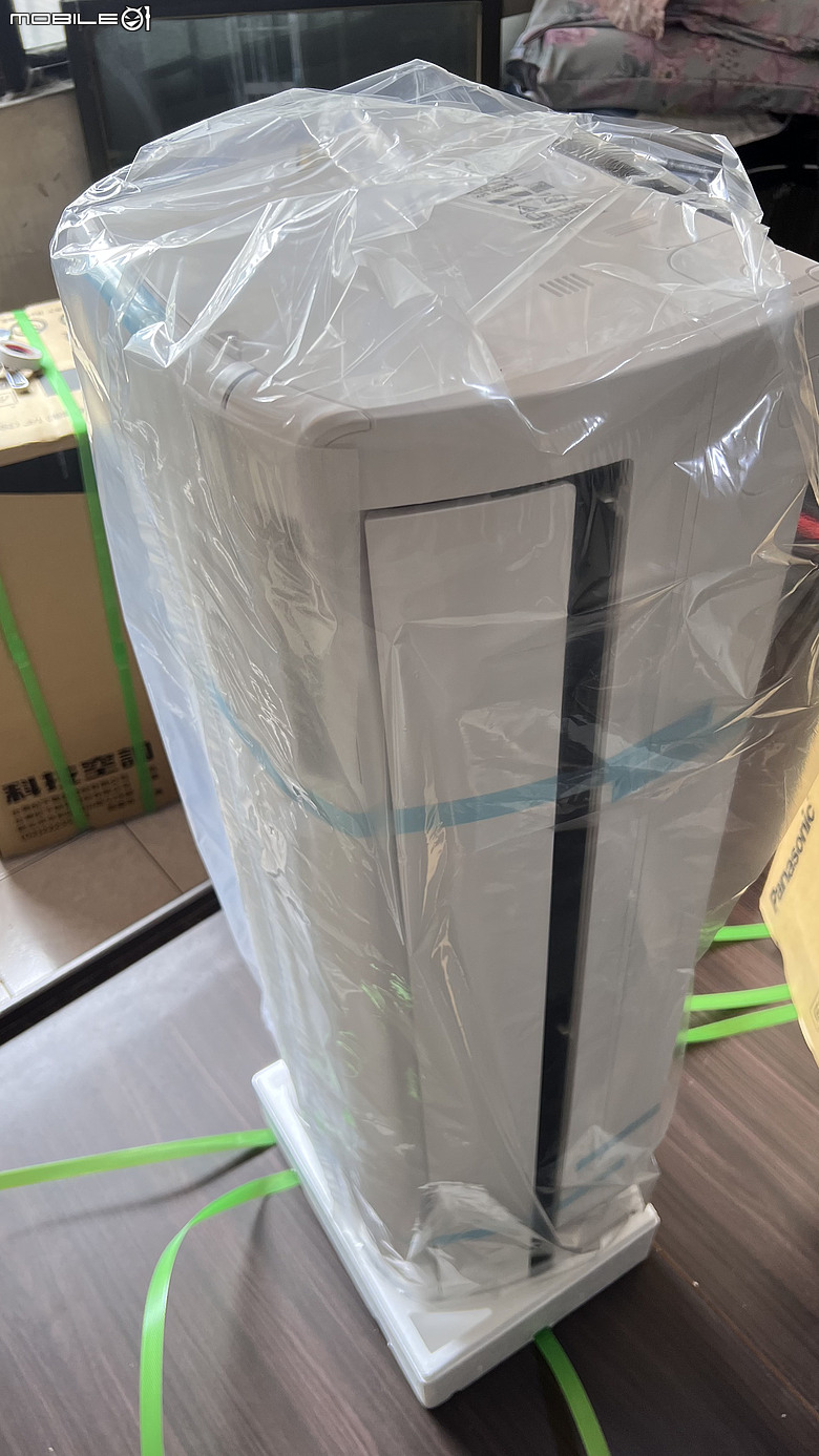 點我看大圖 【施工全紀錄】我家太座為了老鷹換冷氣 國際牌CS-UX36FA2+CU-UX36FHA2 舒服~
