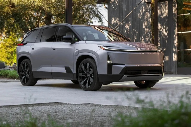 純電Toyota Highlander確認延期上市 燃油與油電動力生產持續延長