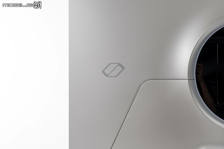 三星 Odyssey OLED G8 G80SH 遊戲螢幕開箱體驗 最新五層面板與抗炫光技術帶來更舒適視覺感受