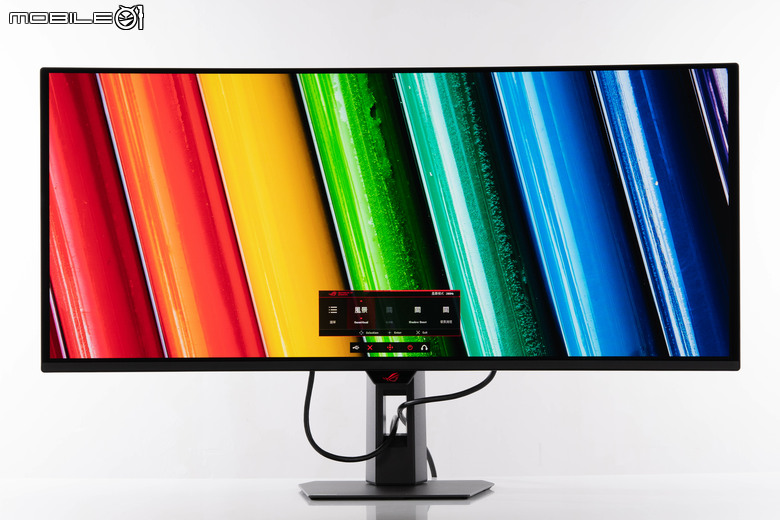 點我看大圖 ROG STRIX OLED XG34WCDMS 電競螢幕開箱實測 34 吋寬曲面與 280Hz 高更新率帶來流暢沉浸感受