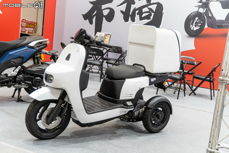 宏佳騰 Aeonmotor 全新改款 STR X 300 霸氣登場！多元商業、玩樂車款大點名