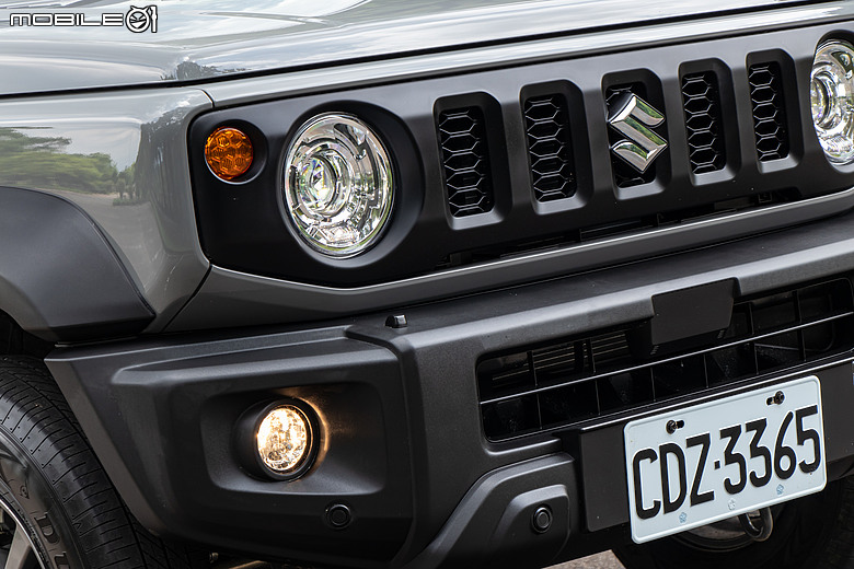 Suzuki Jimny 新年式試駕|補齊ACC、價格凍漲,不再只是任性的大玩具!