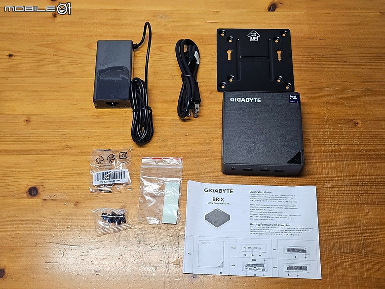 點我看大圖 GIGABYTE BRIX GB-BRU7-255H 迷你電腦開箱