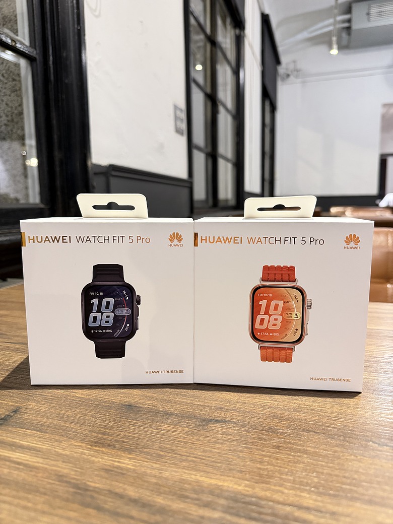 點我看大圖 HUAWEI WATCH FIT 5 開箱:不只是智慧手錶,更是你的時尚手腕配件