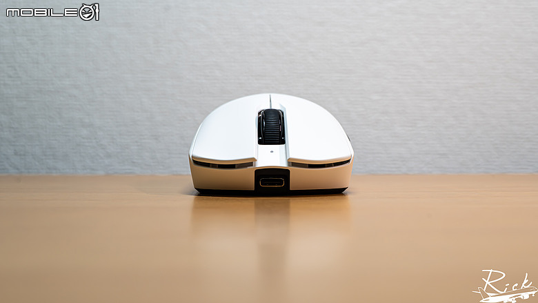 【開箱】平價8K三模輕量滑鼠 | COUGAR REVENGER PRO 8K