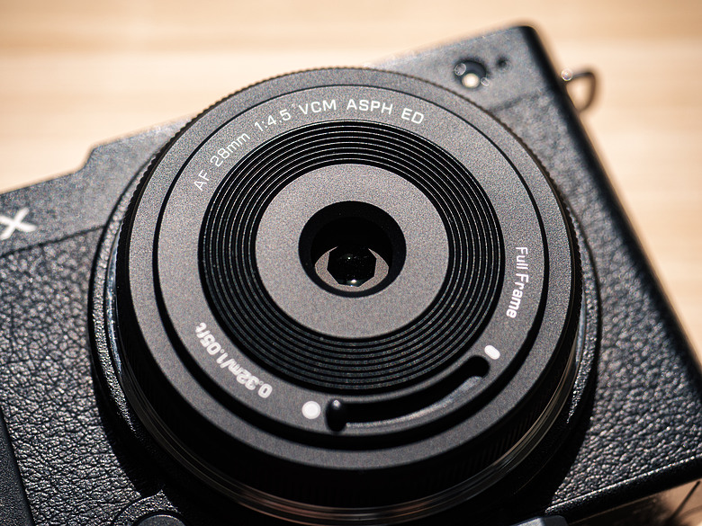 PANASONIC S9 | 唯卓仕 Viltrox AF 28mm F4.5 餅乾鏡 L-mount | 簡短心得分享