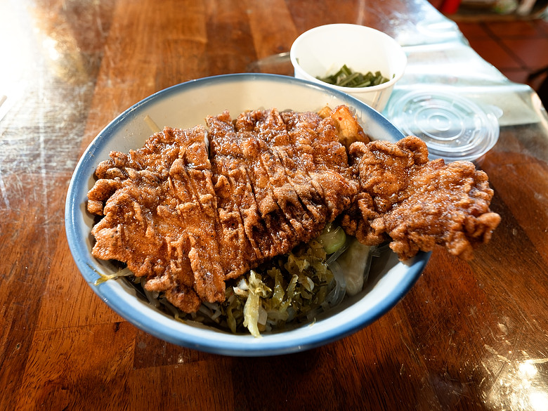 點我看大圖 三鶯線初體驗(新北美術館、鶯歌老街、三峽老街)(OM3+Insta360 Luna Ultra)