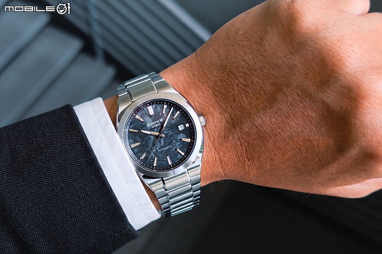 CASIO EDIFICE EFK-200 & EFK-110 體驗報告｜日製自動機芯配藍寶石水晶、這波升級太有感！