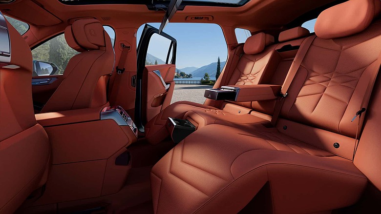 BMW發表X5/iX5長軸版