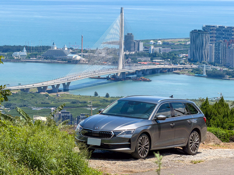 四驅新體驗微開箱 Skoda Octavia Combi 4x4