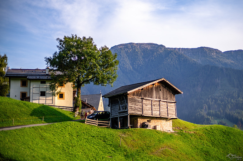 點我看大圖 2024瑞士義大利山脈之旅之19、0827 Panorama di Santa Maddalena富內斯山谷