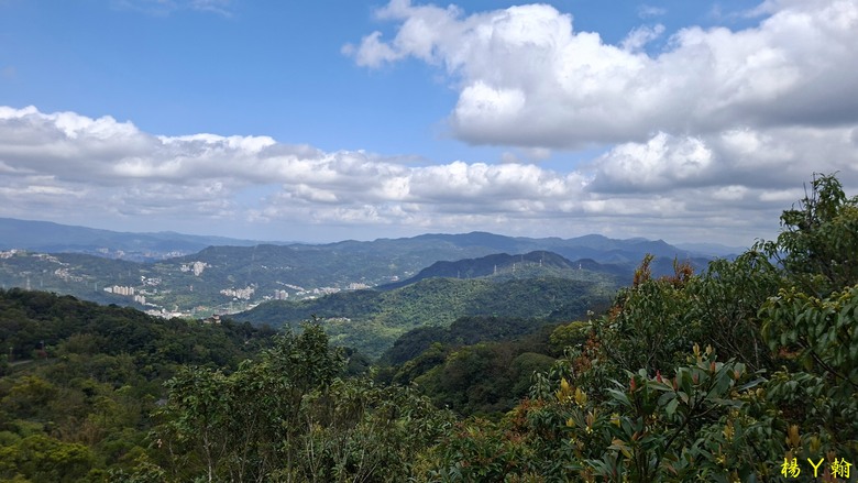 【郊山走走】拉繩攀爬登頂猴山岳前峰,猴山岳連走貓空圓山、岐山古道