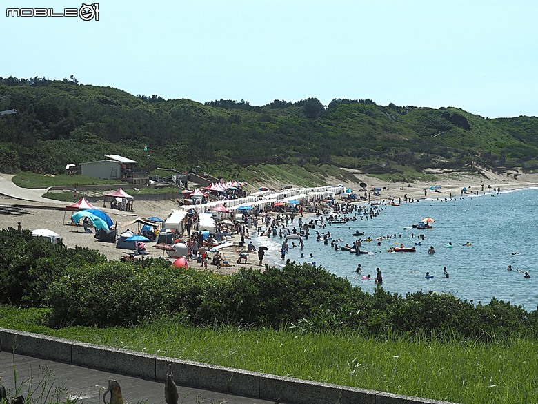 沙灘皮克敏探索之新北市篇 — 萬里海水浴場、金山中角、貢寮福隆海水浴場、石門白沙灣、三芝淺水灣、淡水沙崙、淡江大橋,還有Bossa Nova巴莎諾瓦海景餐廳與依海廚房之吃吃喝喝