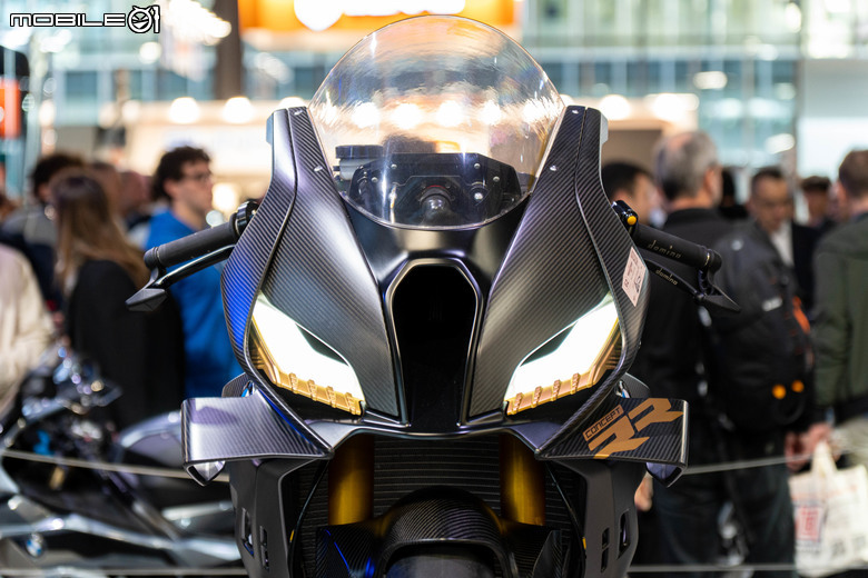 點我看大圖 BMW S1000RR大改款測試車首度曝光,承襲Concept RR基因,這也太清楚了吧!?