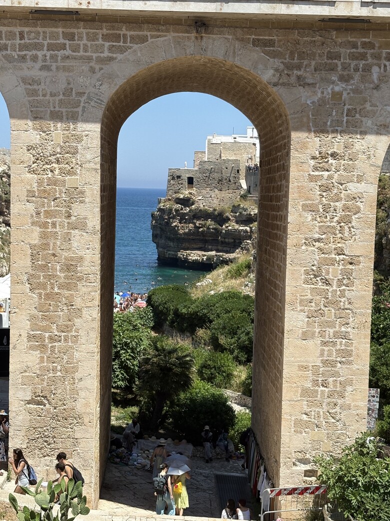 點我看大圖 意大利🇮🇹南部之旅第三天 - La spiaggia di Lama Monachile 拉馬莫納基萊海灘